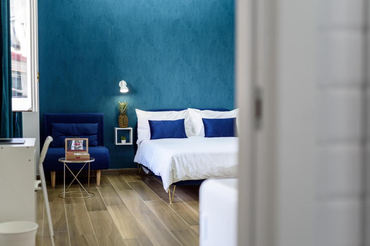 Sea City In Bed Napoli Bagian luar foto